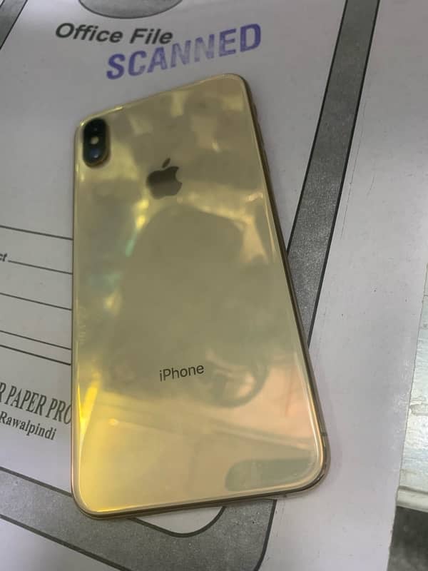 iPhone xsmax pta aprovd 64 gb 0