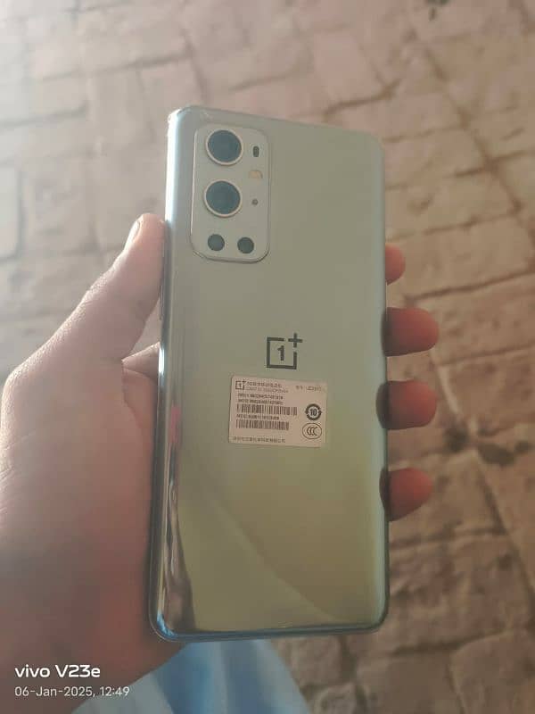 oneplus 9 pro 256 GB 12 GB RAM 0