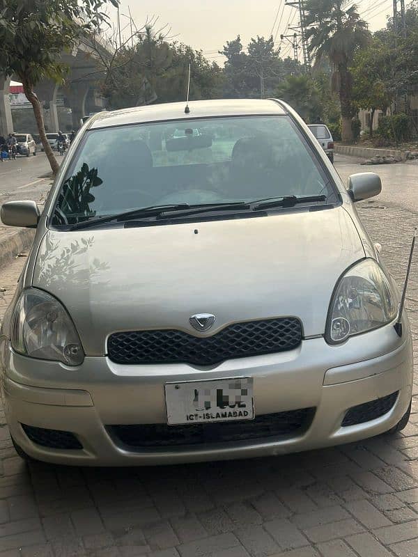 Toyota Vitz 2003 model Islamabad number 0