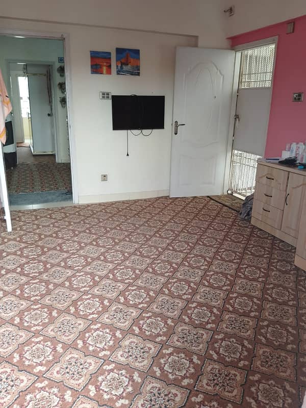 Flat Available For Sale 9