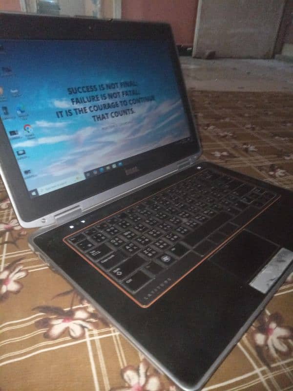 Dell Laptop 3