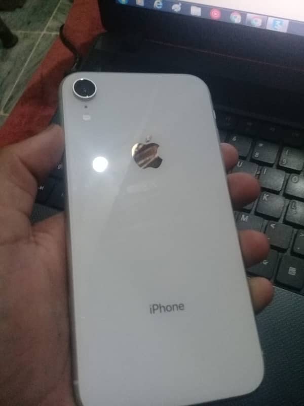 iphone xr 64 gb 1