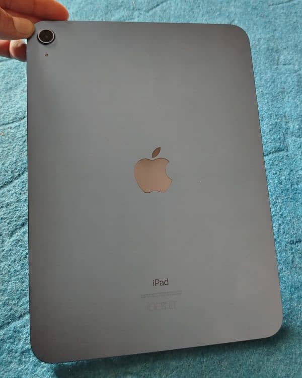 ipad gen 10 64 gb 3 days used 2