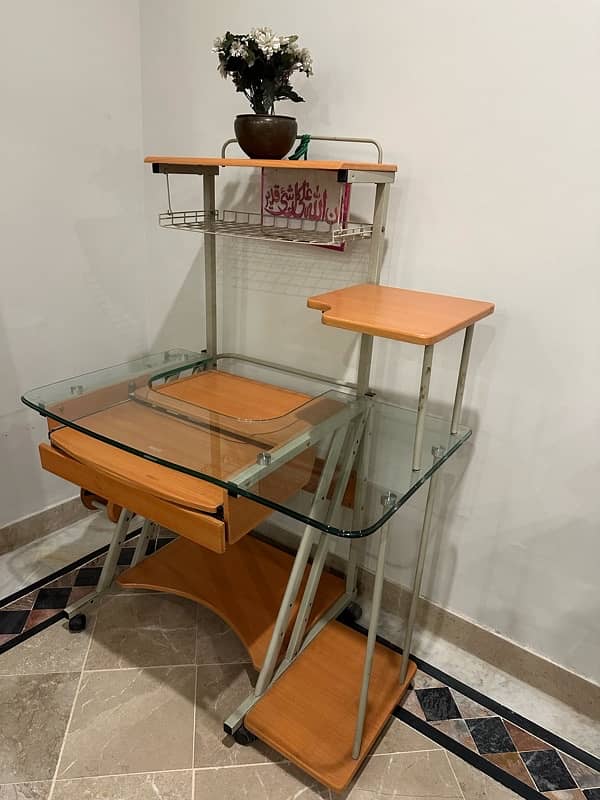 Office table/Study table for sale 3