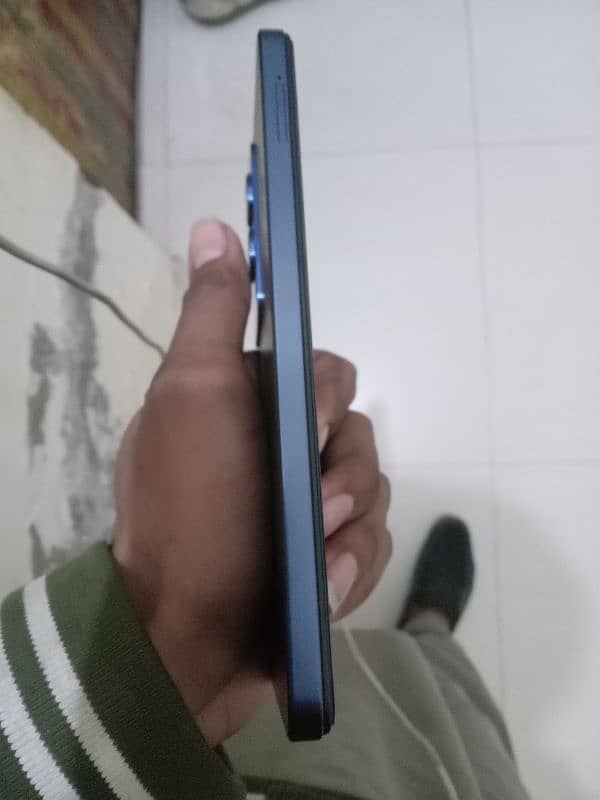 vivo 19s 6/128 3