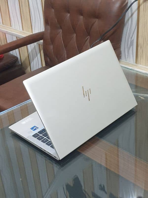 Hp elitebook i7 11th generation 16/256 0