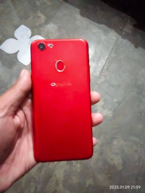 Oppo F5 1