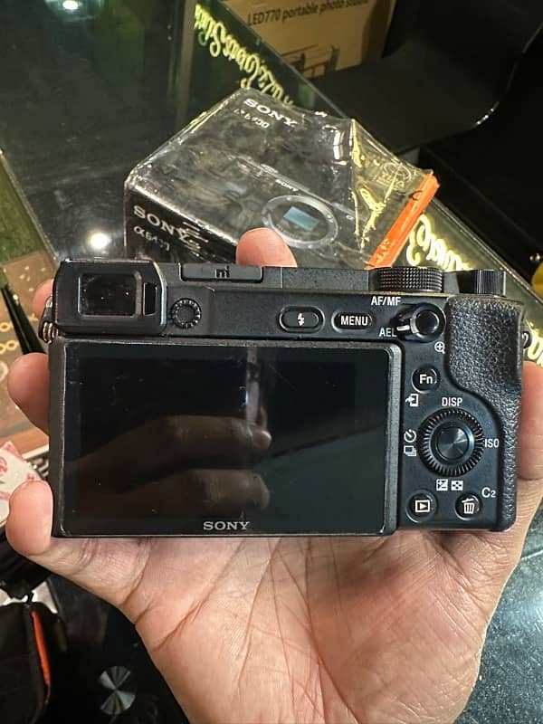 Sony A6400 body Only with box and all accessories 5