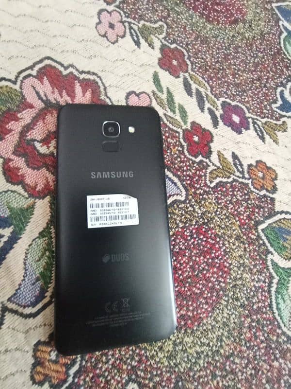 Samsung J6 3,32gb 1