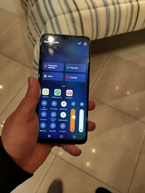 vivo s1 6 128 1