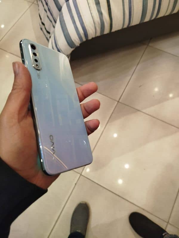 vivo s1 6 128 6