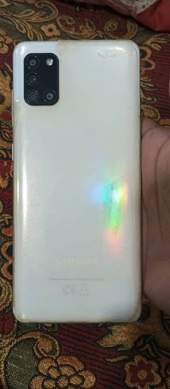 Samsung A31 9