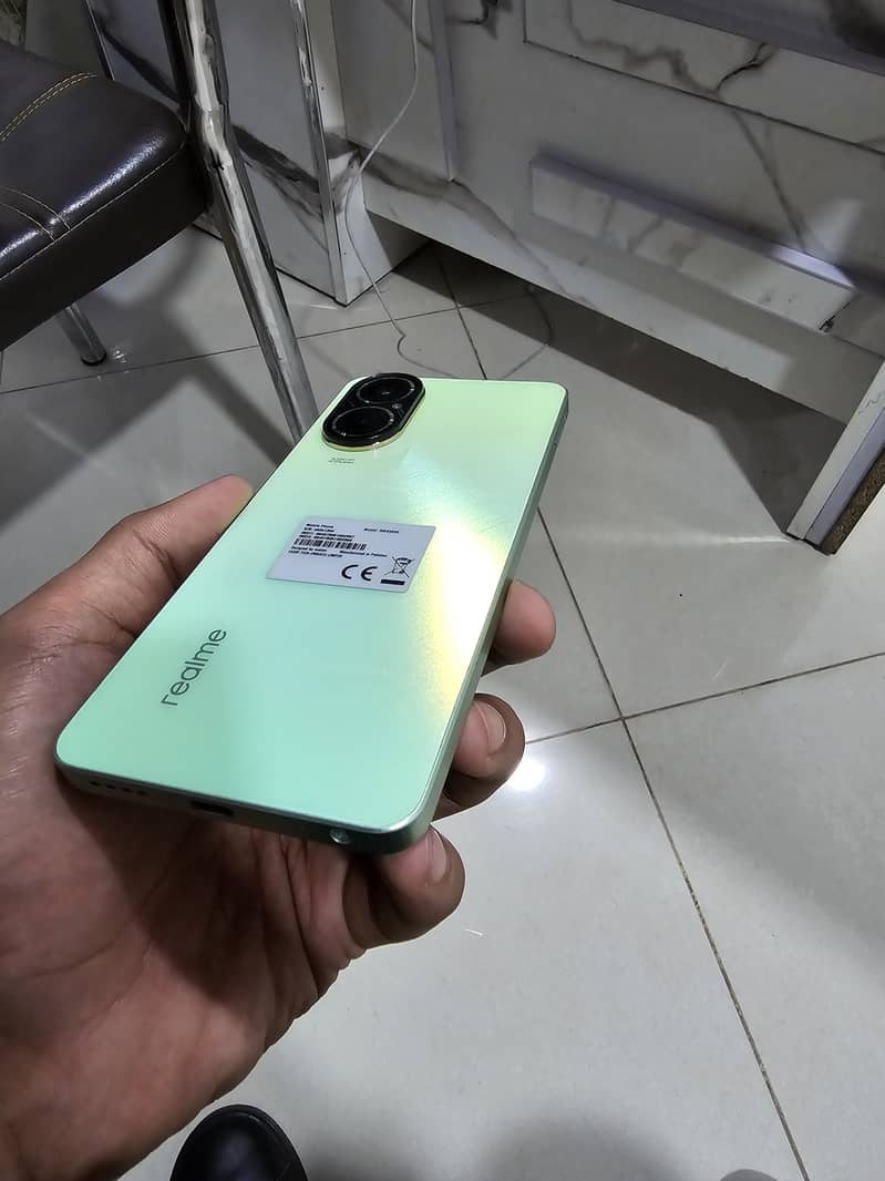 Realme C67 8-128 6 month used 0