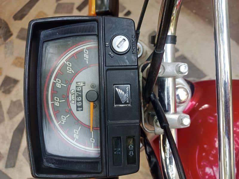 Honda CD 70 2022 8