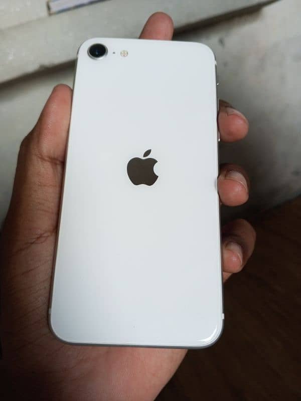 iphone SE 2020 PTA Approved Urgent SALE 4