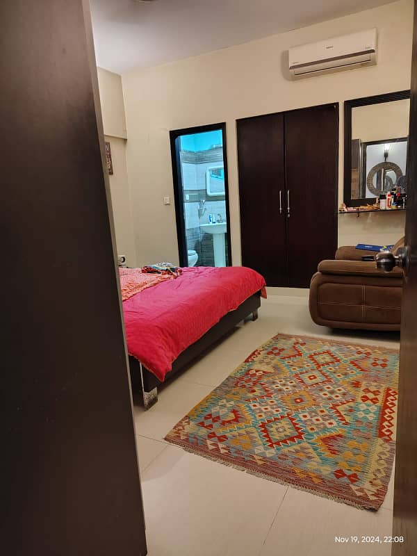 Furnished Apartment for sale 2 bed dd dha phase 5 Karachi 4