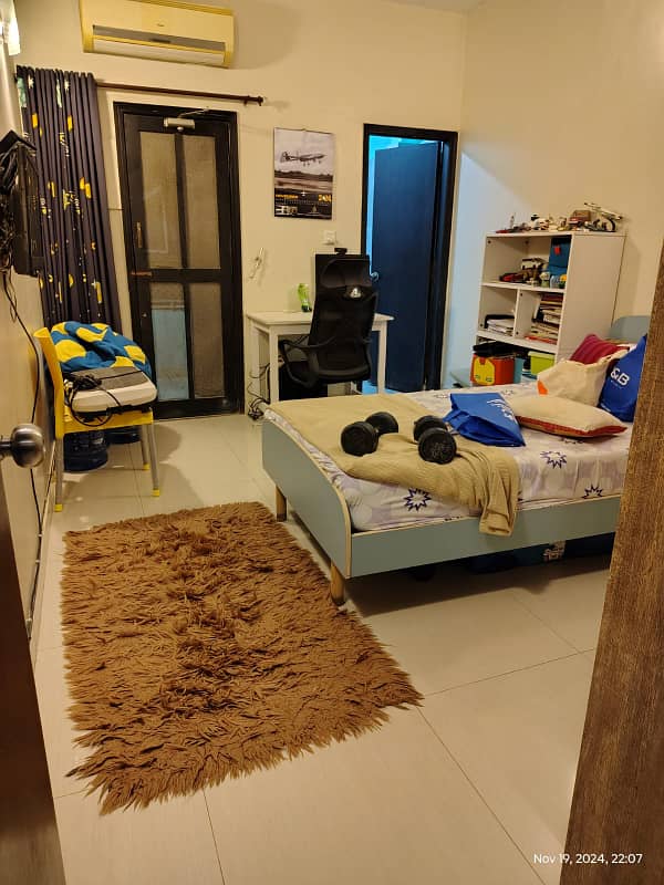 Furnished Apartment for sale 2 bed dd dha phase 5 Karachi 7