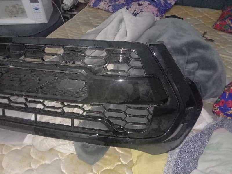 Hilux Rocco front grill 0