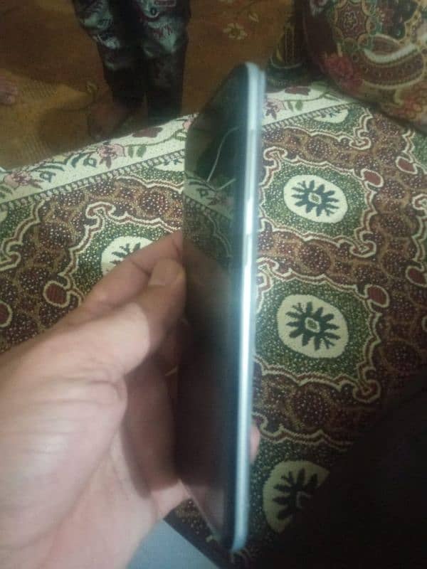 Samsung A30 good condition 5