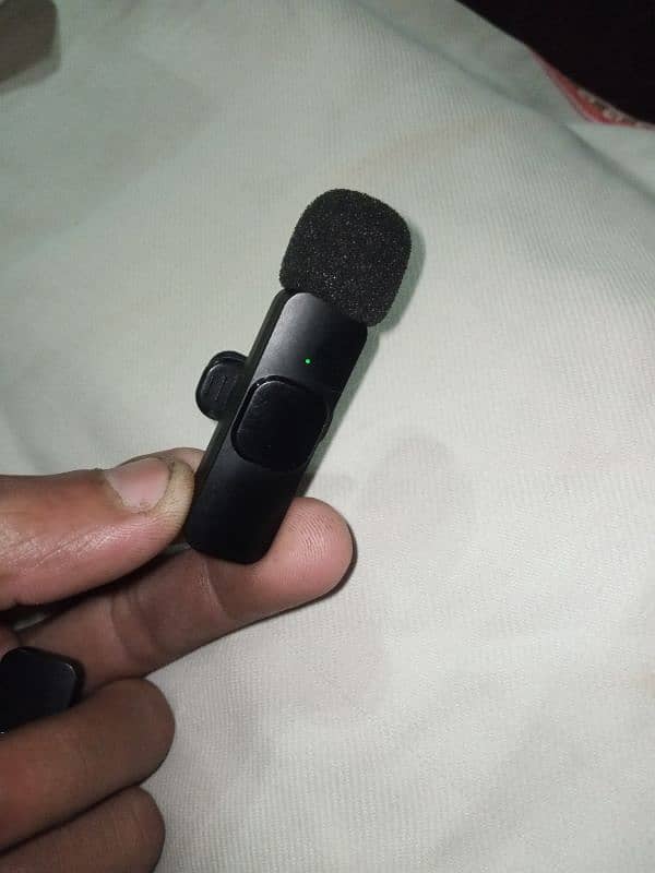 microphone 1