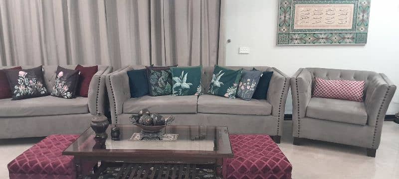 Rarely Used Sofa Set! 4