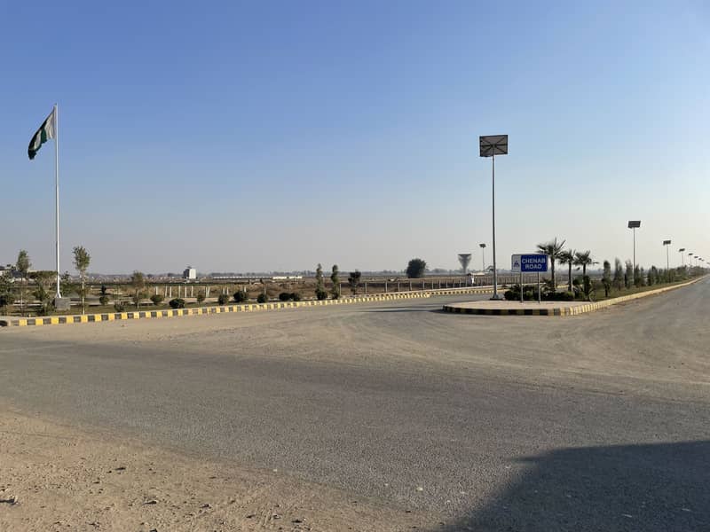 Title: 5 Marla Plot for Sale in Block N, LDA City Lahore Near 300ft Road Access 1