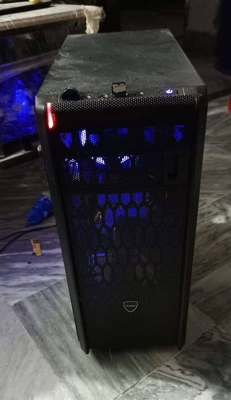 Gaming PC with Thunder Elite casing i5 6th gen Rx 580 2