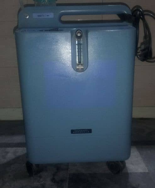 Used Phillips Oxygen Machine, 5 Liter 0