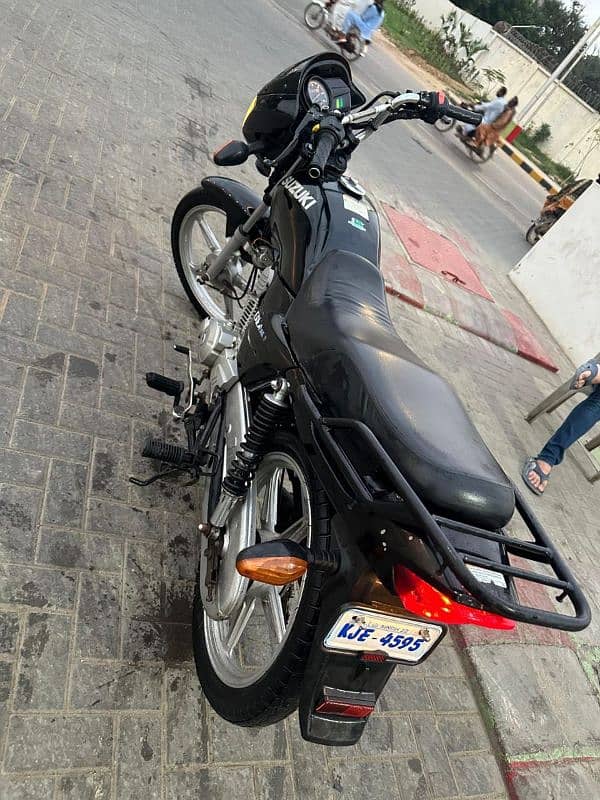 Suzuki GD 110s 2016 model for urgent sale 1