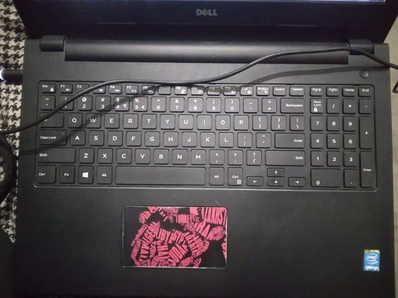 DELL INSPIRON 15 3000 coir i3 4th Generation 2