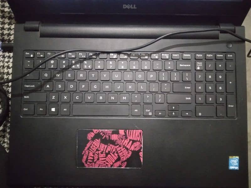 DELL INSPIRON 15 3000 coir i3 4th Generation 3