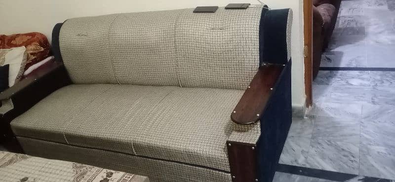 5 and 6 seator sofa for sale 1