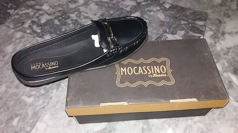 Brand New BATA MOCASSINOS 4