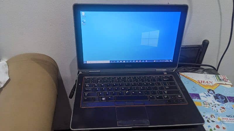 i5 2nd generation laptop with charger 0