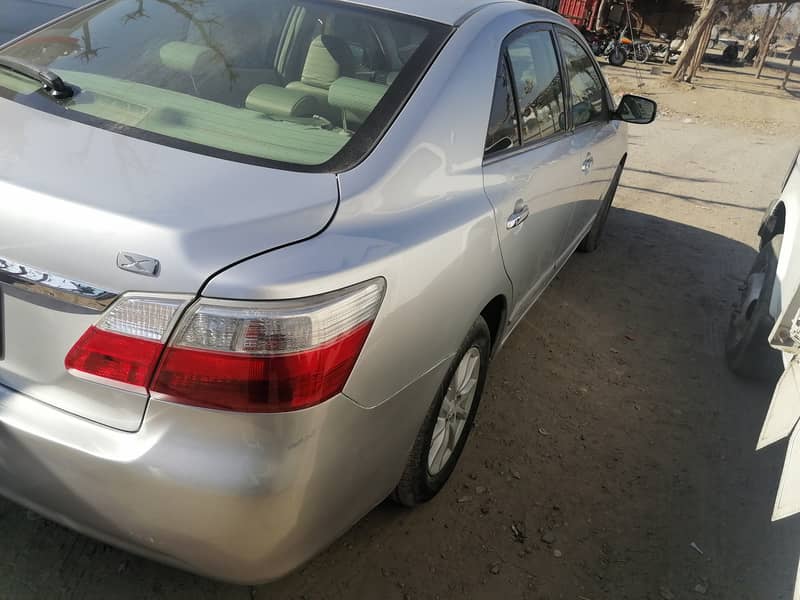 Toyota premio X 3