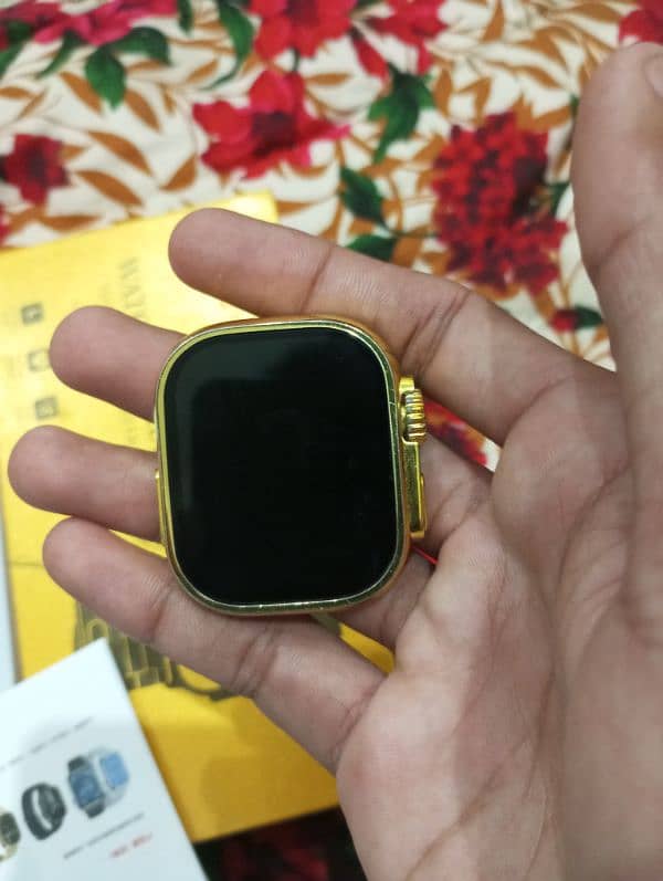 C9 Ultra Max Gold Edition Colour Smart Watch 4