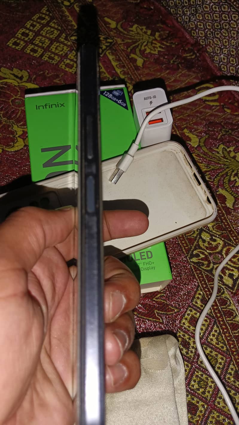 infinix Note 11 6+8 128GB With Box 1