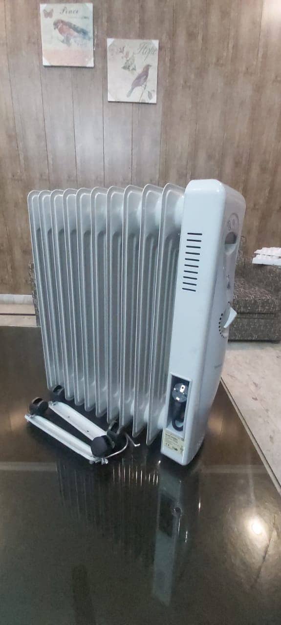 Tarrington House Oil Filled Radiator Heater 2500W 4