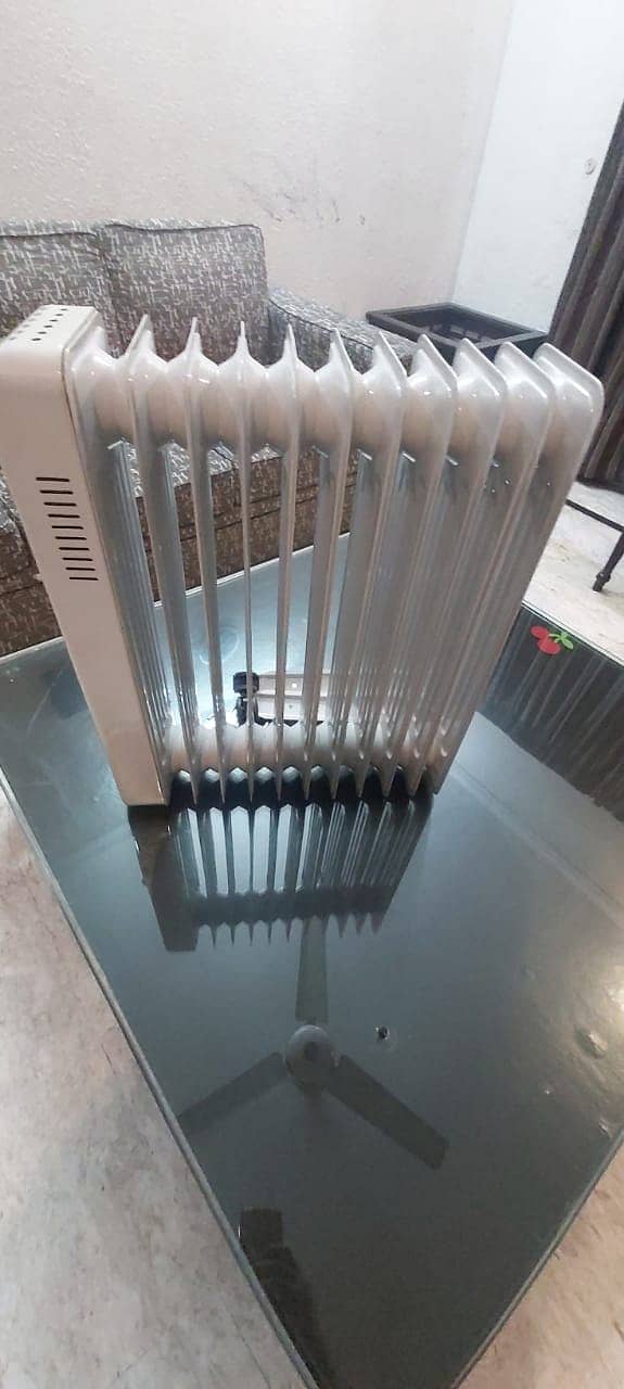 Tarrington House Oil Filled Radiator Heater 2500W 7