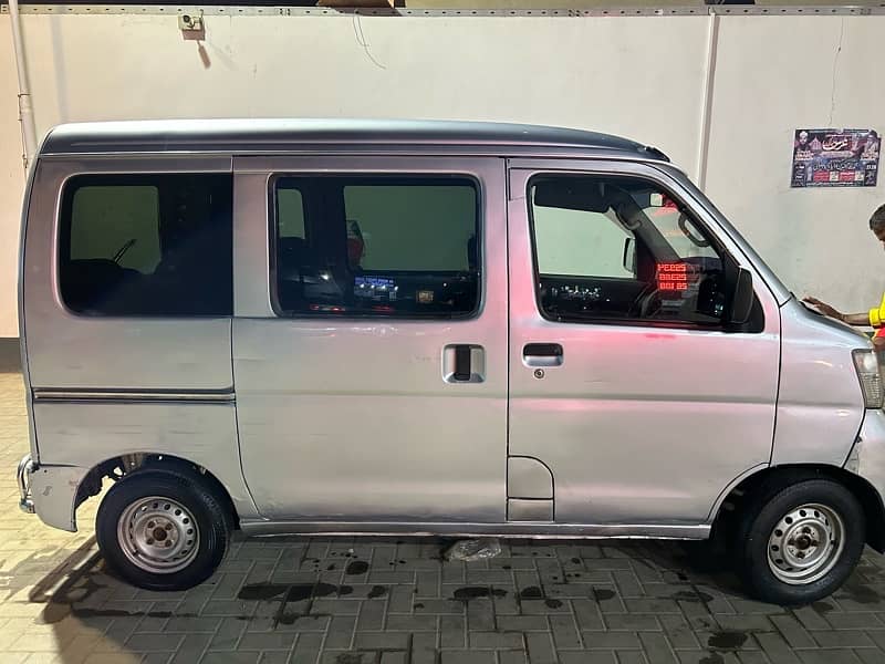 Daihatsu Hijet 10/16 5