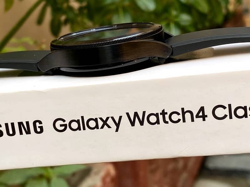 Samsung Galaxy Watch 4 Classic 2