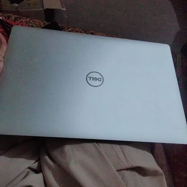 Laptop Core i7 9 Generation 16/1TB 2