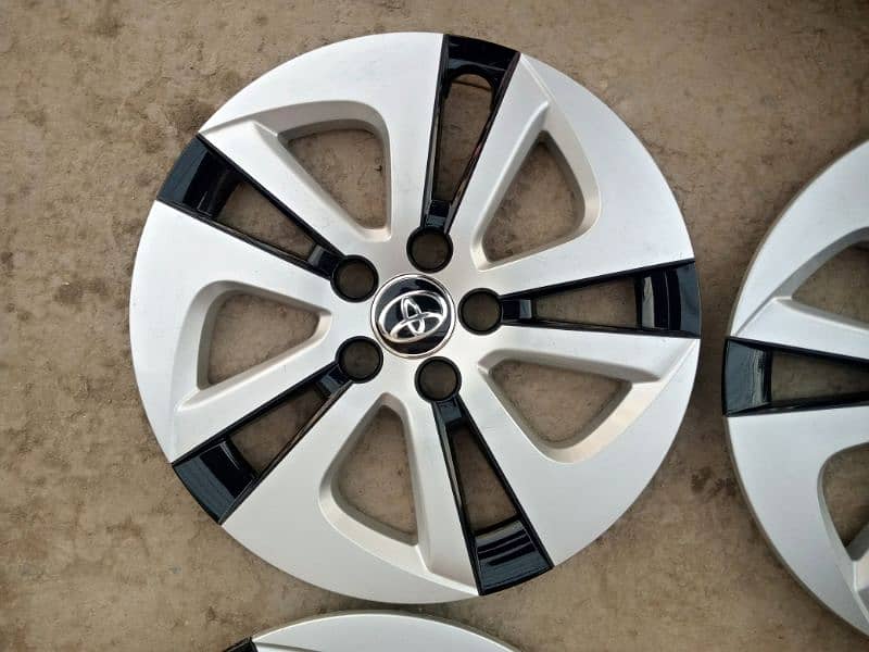 Prius 2018 19 20 21 Model 15 Size Original Japane Wheel Covers 4 piece 1