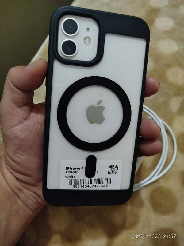 Iphone 12 128gn pta approved 100%BH 10/10 Condition 9