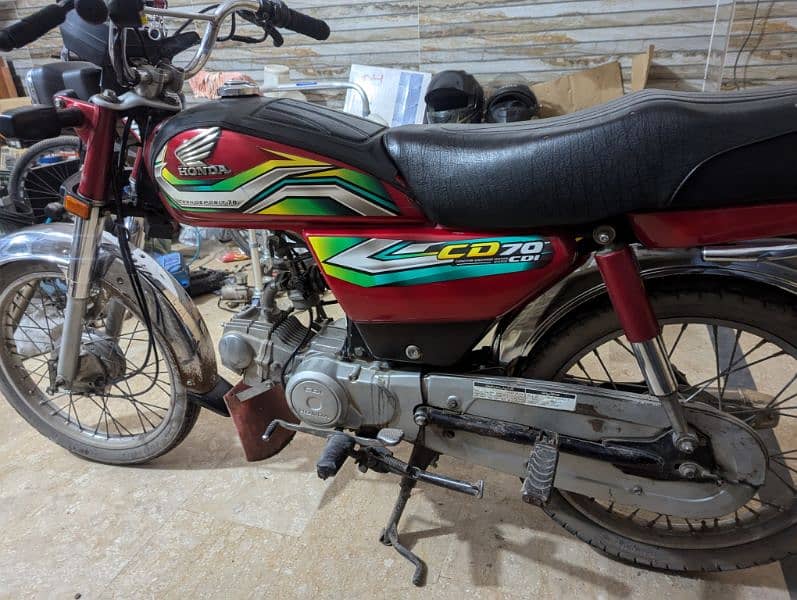 Honda CD 70 2023 4