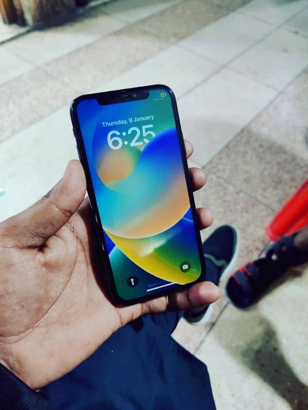 iPhone X 64GB PTA 19