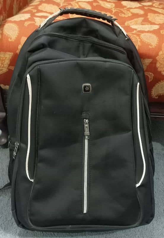 Selling brand new bag with good space(2 week used max) 0