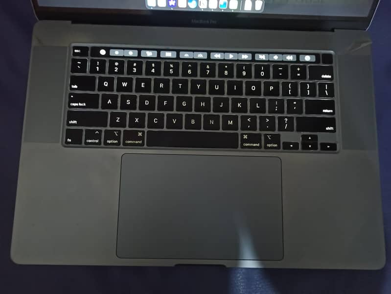 MacBook Pro 2019 (16-inch,  i9 ,1tb SSD) 2