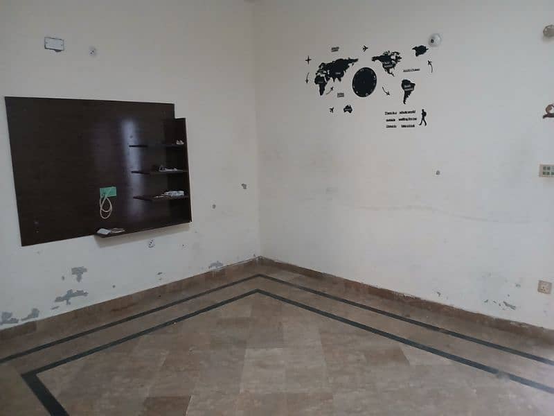 house for rent in sabzazar near lda school 7