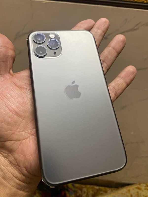 iPhone 11pro (256GB) PTA Approved 1